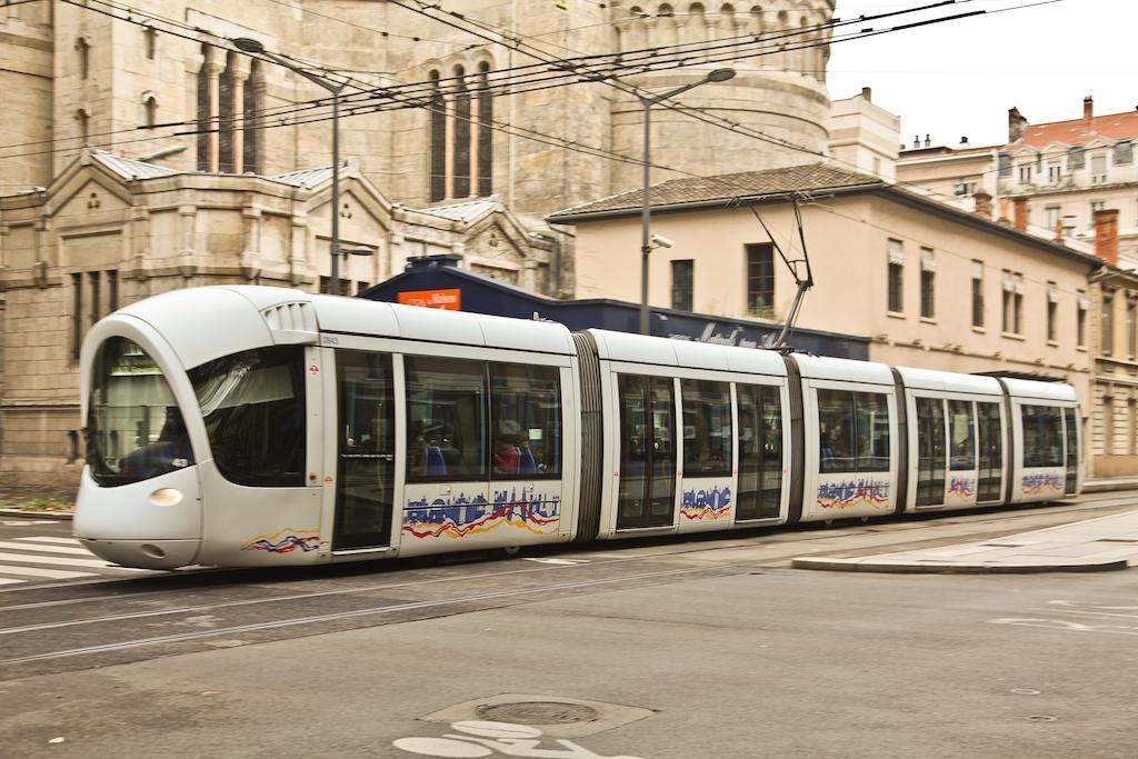 Les Charmettes - Lyon 6Ieme Apartment ภายนอก รูปภาพ